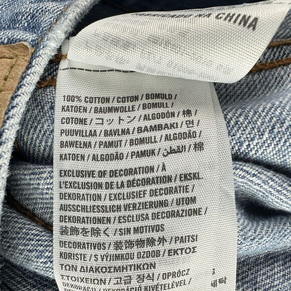 Hollister Trucker Jean Jacket Mens M Blue Distressed Denim Casual Western Y2K - Picture 4 of 16